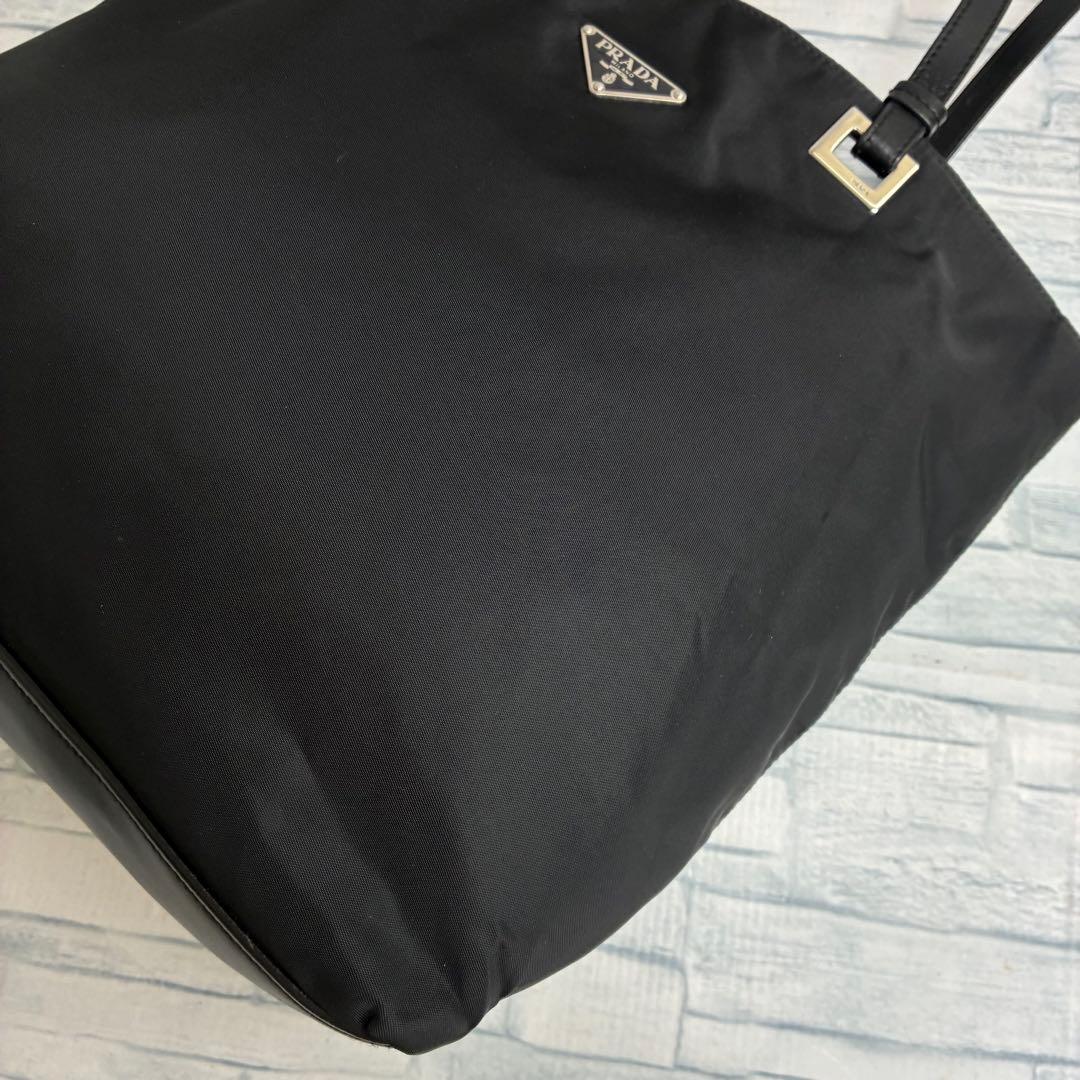 極美品　150 PRADA プラダ　ハンドバッグ　トートバッグ　ブラック　pl8