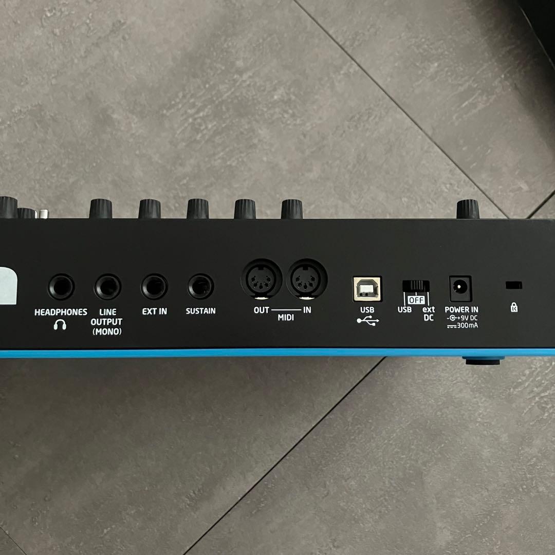 鍵盤楽器 Novation Bass Station II