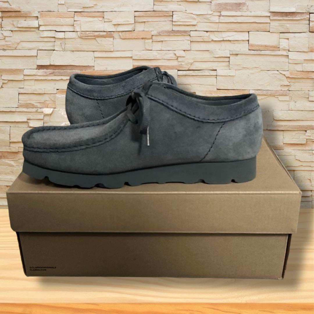 靴 CLARKS WALLABEE GTX BLUE/GREY SUEDE