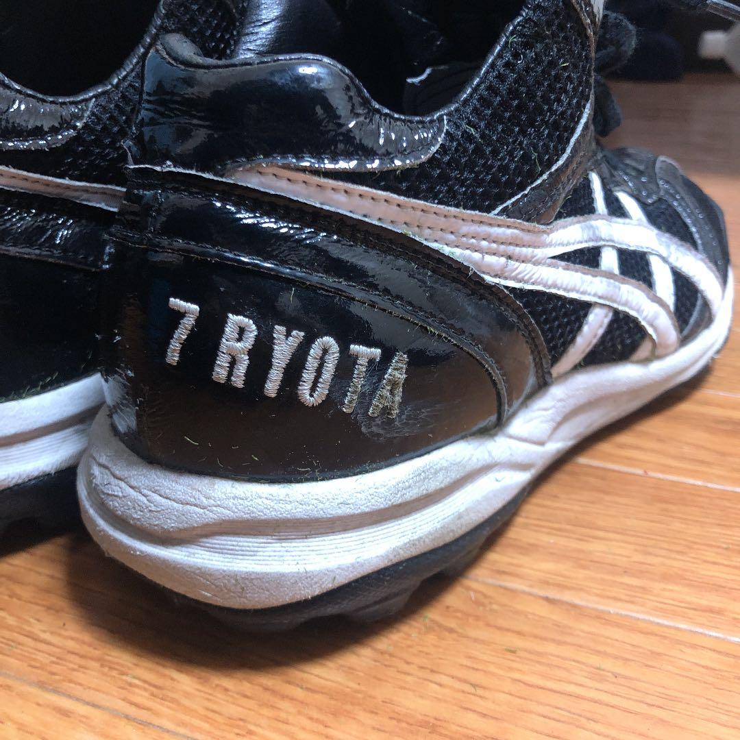 脇谷亮太選手実使用　トレーニングシューズ