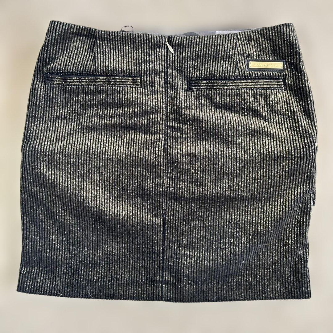 MARK&LONA 新品未使用スカート 定価32000円BLACK➕GOLD