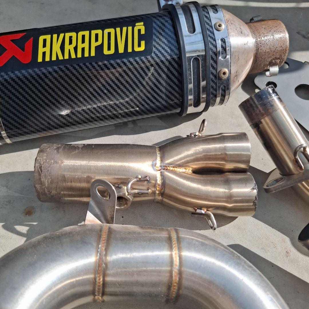 mt07 なんちゃってアクラポトグロマフラー