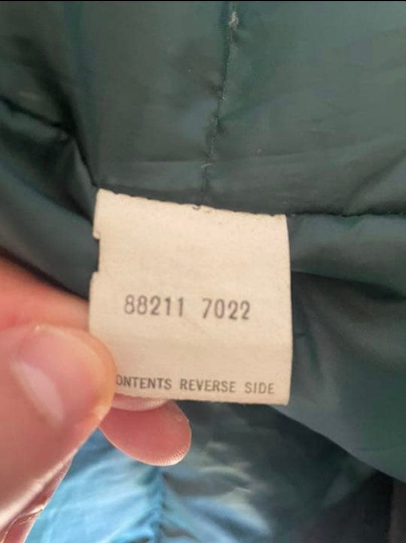 8*0様 キムタク着　ski Levis ダウンベスト　同型同色