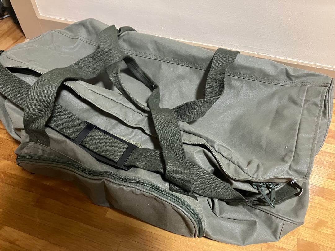 【③】陸上自衛隊 衣のう３型 ボストンバッグ ダッフルバッグ 大型 幌生地