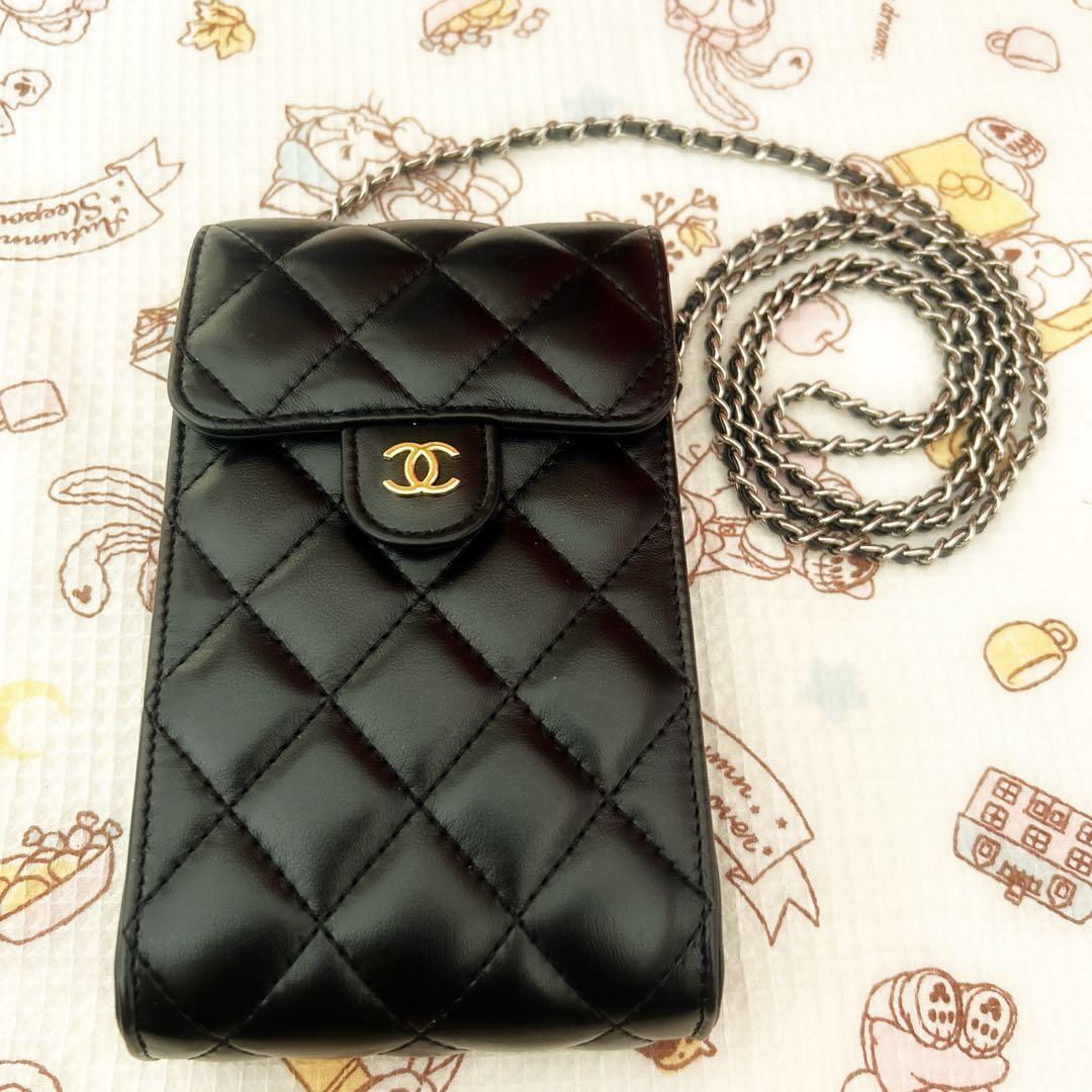 CHANEL ノベルティ スマホショルダー チェーンポーチ ラムスキン