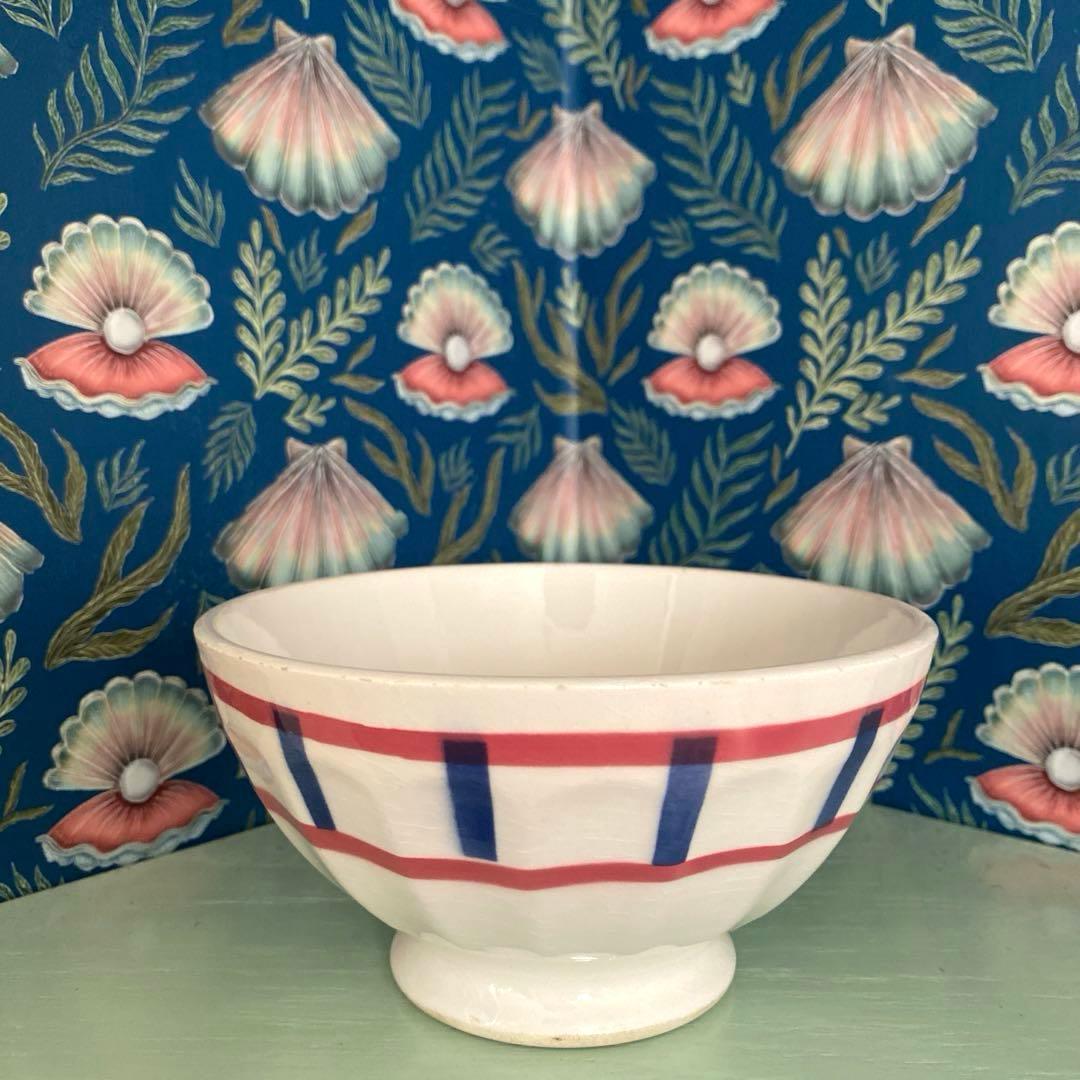 バスク柄　カフオレボウル　バドンヴィレーBadonviller フランス