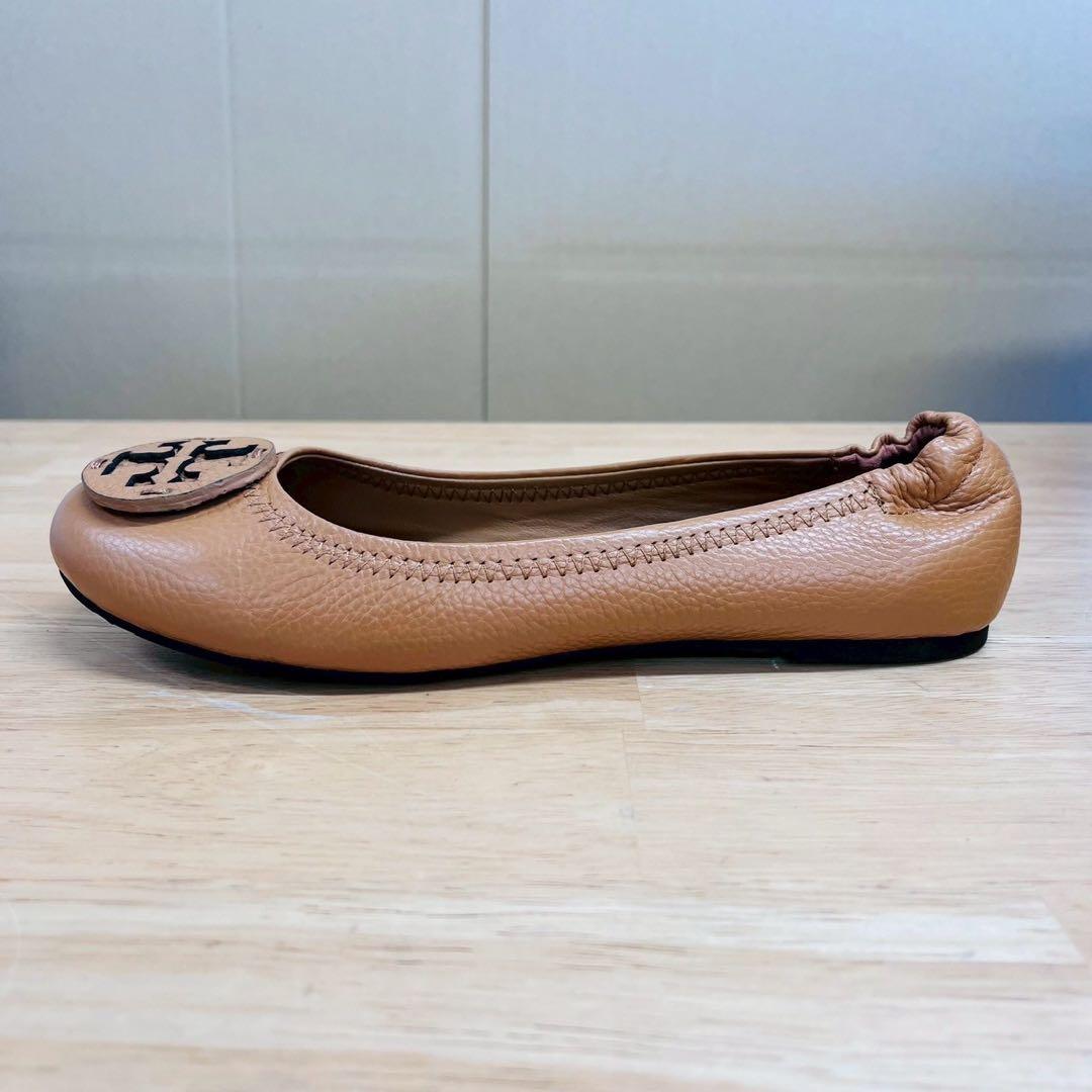 未使用 トリーバーチ ロゴモチーフ フラットシューズ 7 1/2 ベージュ