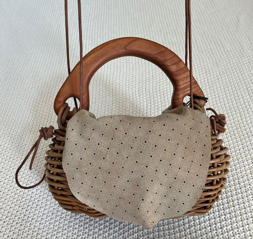 HItsuki ☆ウッドハンドルポシェット☆かごバッグ ショルダーバッグ
