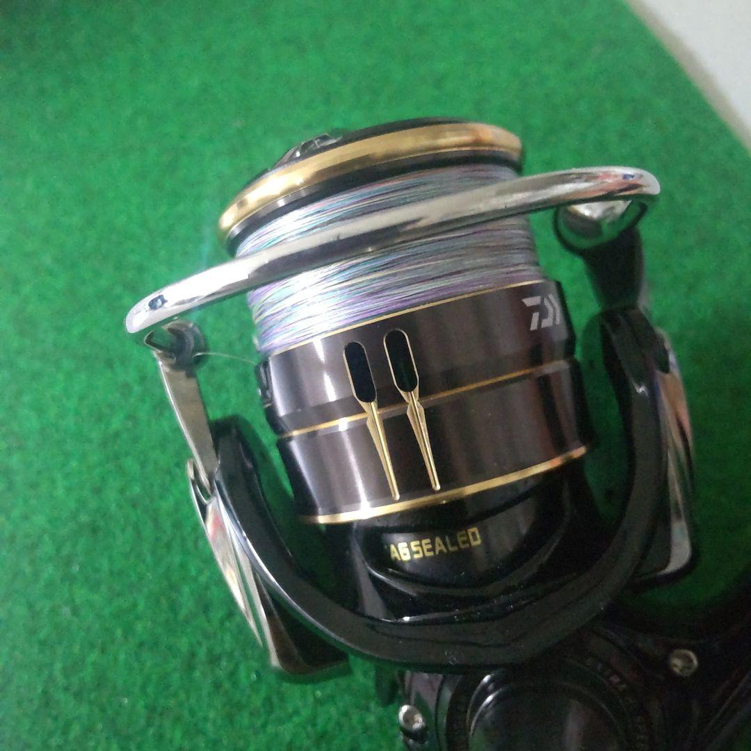 週末限定値下げ　バリスティック LT 2500SS-CXH スピニングリール