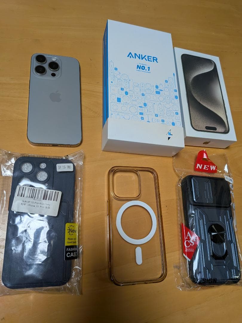 iPhone 15 Pro ☆128GB☆ナチュラルチタニウム☆
