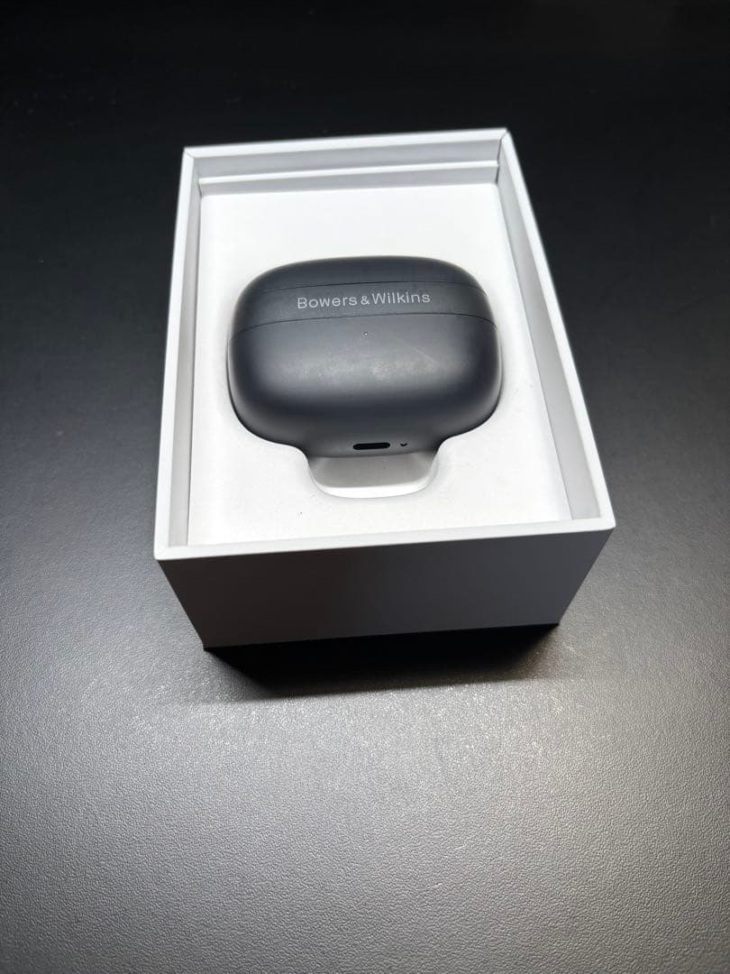 Bowers & Wilkins Pi8 (アンスラサイト・ブラック)