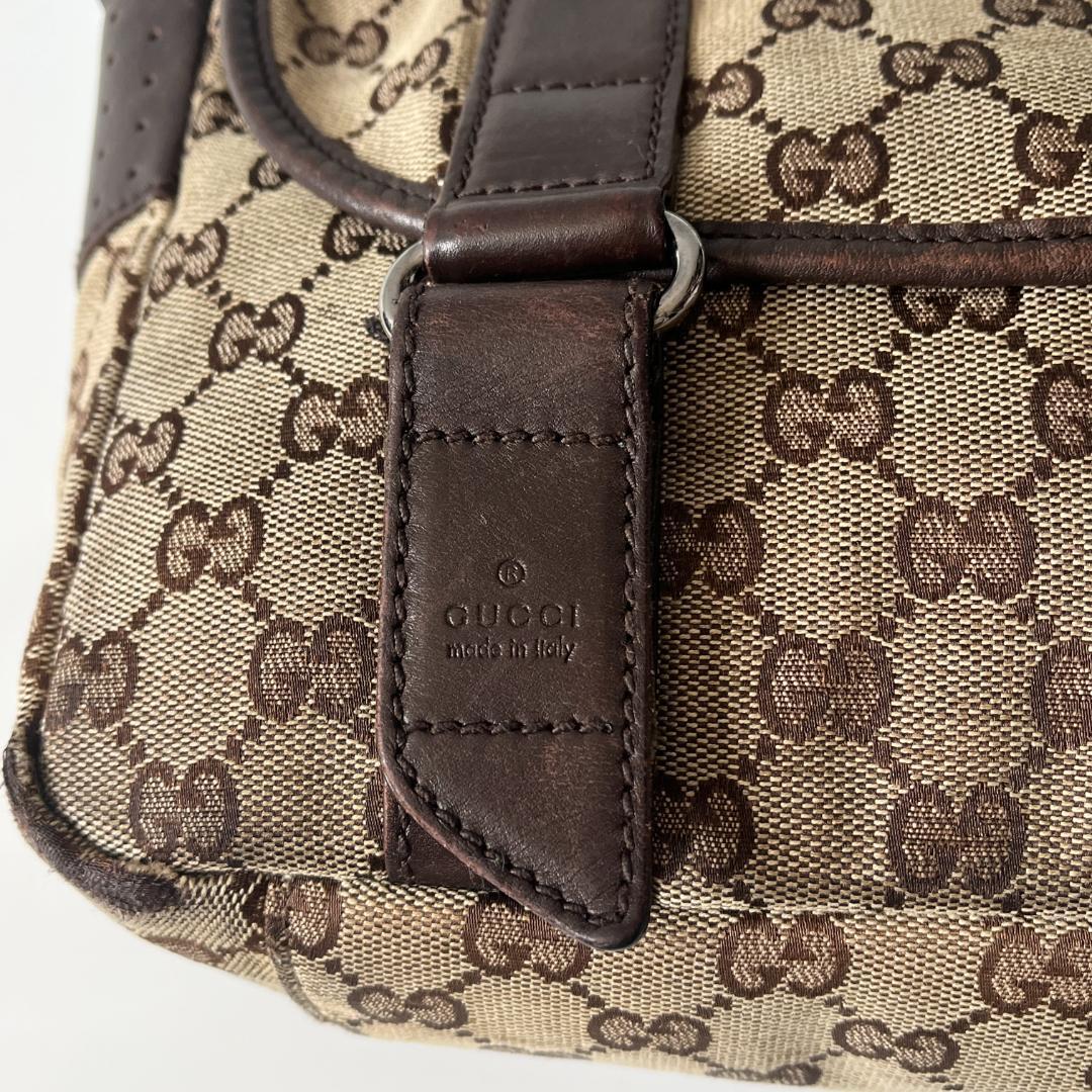 GUCCI グッチ GGキャンバス　ショルダーバッグ　メッセンジャー