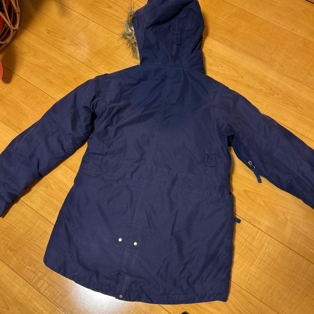 値下げ　バートン　キッズM ファー付きスノーボードウェア 上下セット　140cm