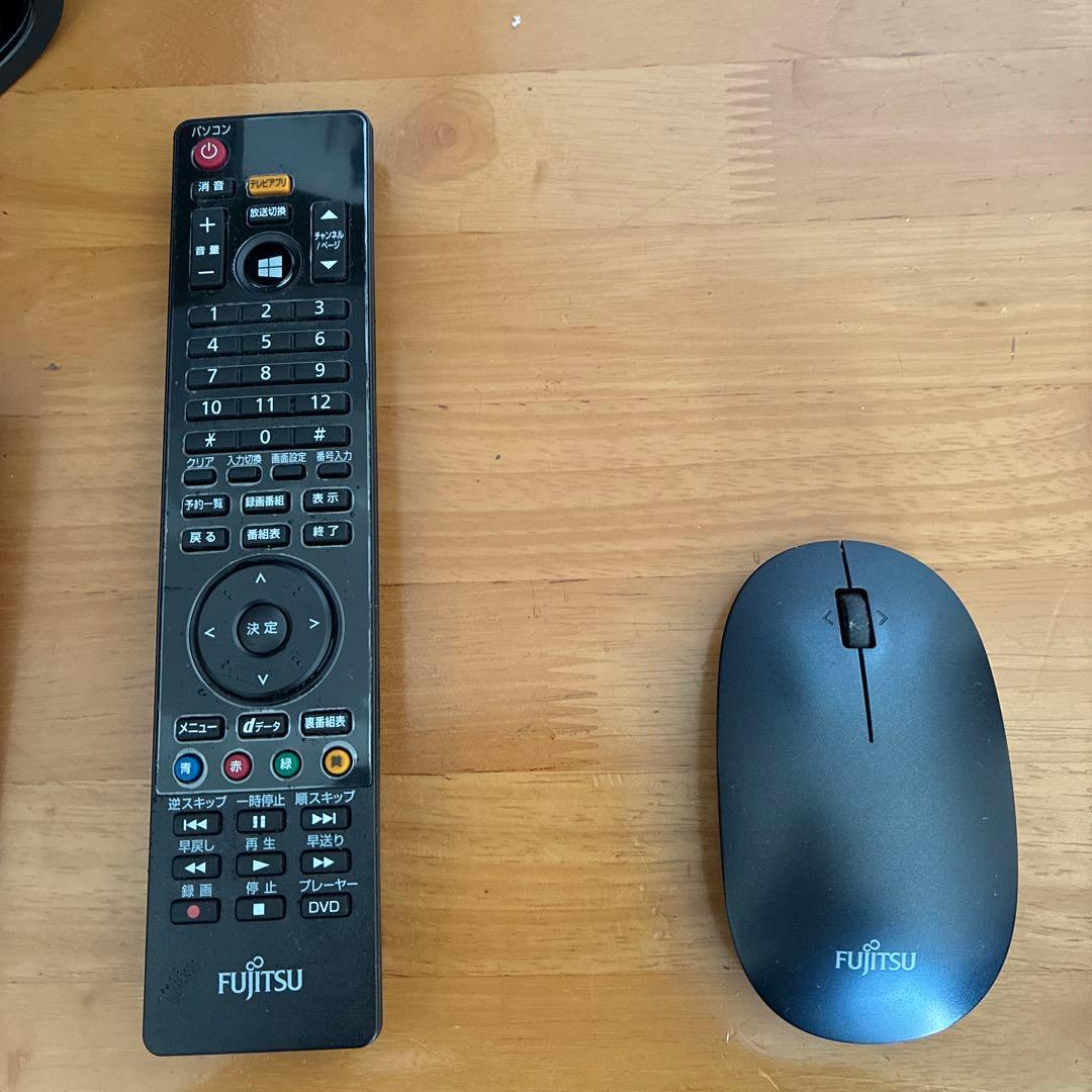 FUJITSU FMVF90B2B 一体型デスクトップPC 2019年製