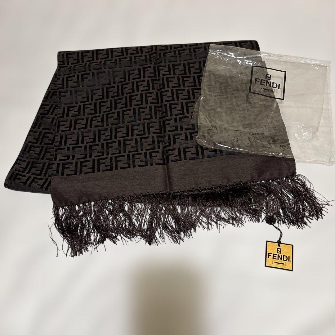 新品　FENDI ストール　マフラー　ウールシルク