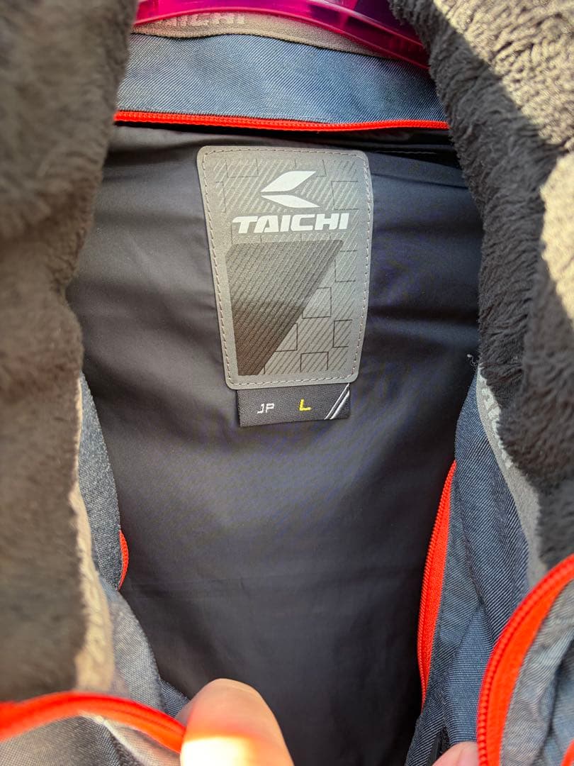 rsタイチ タンドラウィンターパーカー　防水　Lサイズ