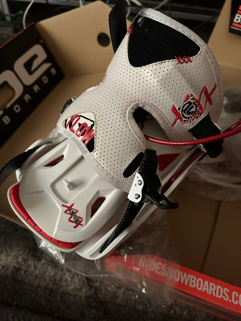 【新品】Rideビンディング ホワイト/レッド　Lサイズ
