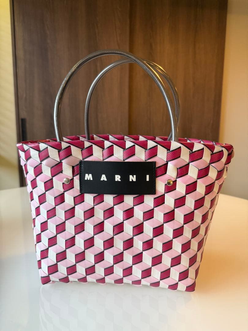 MARNI MARKET編み込みかごバッグ⭐︎マルニマーケット　かご　ピンク