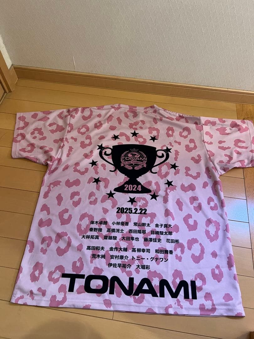 ヨネックス　バドミントン　トナミ Tシャツ　ウェア　Oサイズ　美品