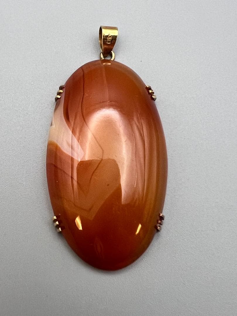 【海】K18　メノウ　瑪瑙　金枠　ペンダント　重量約１１ｇ