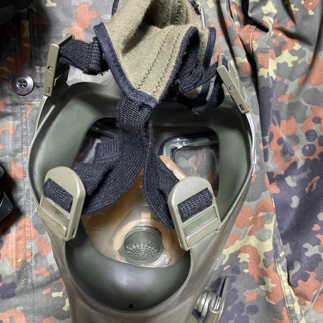 ドイツ連邦軍実物M2000ガスマスク セット