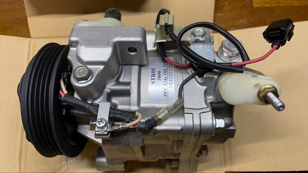 送料込み　エアコン コンプレッサー STR05 3800リビルト品