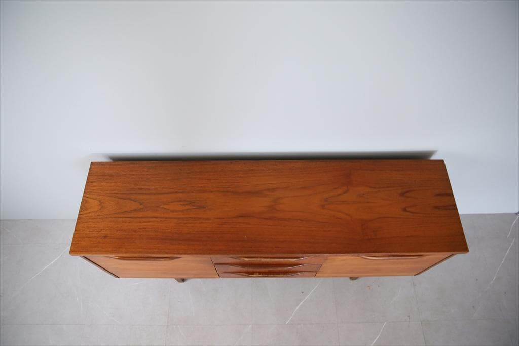 英国アンティークチーク古木サイドボード/木製机/テレビ台キャビネット92-246