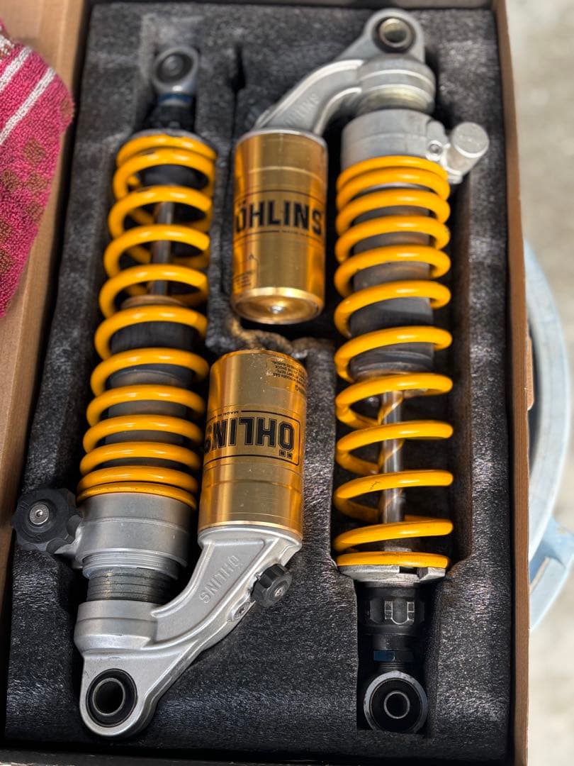 Öhlins サスペンションショック ゴールド/オレンジ