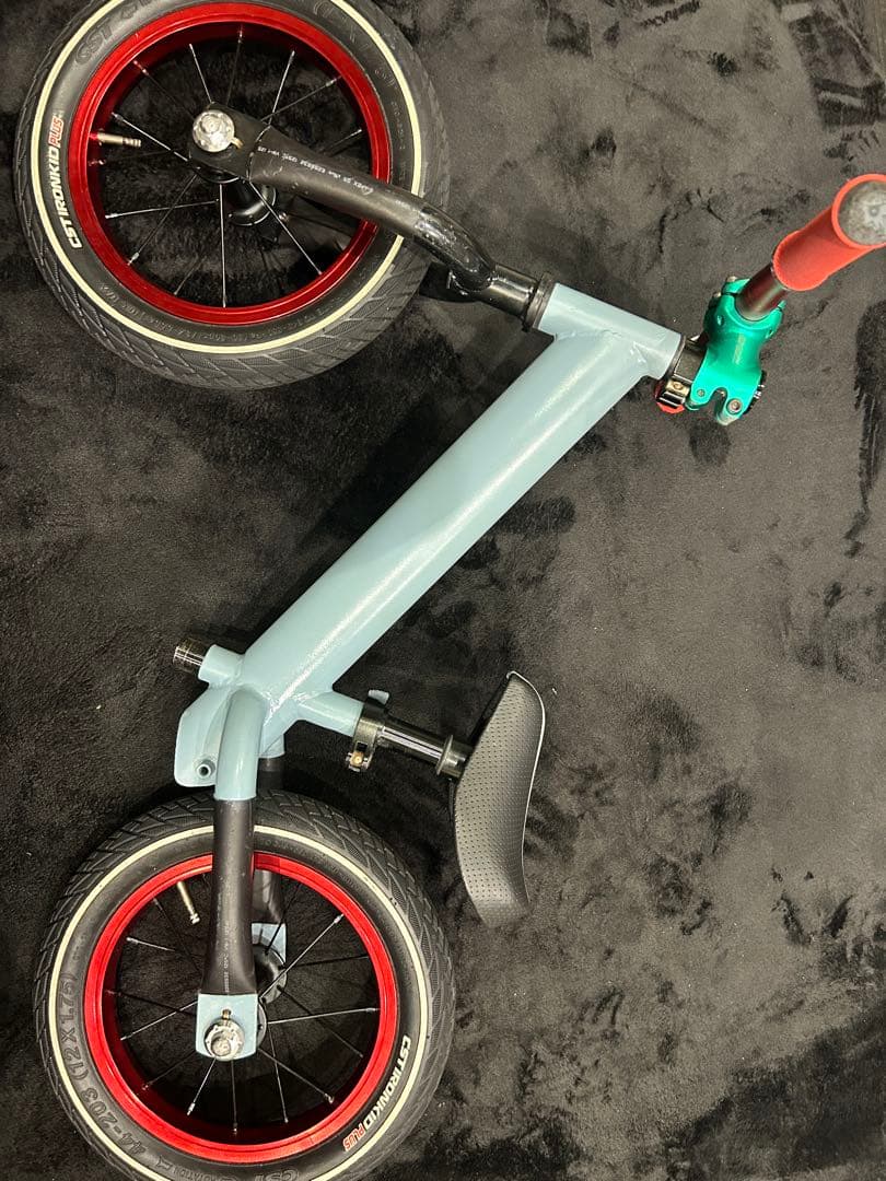 ストライダー カスタム バランスバイク