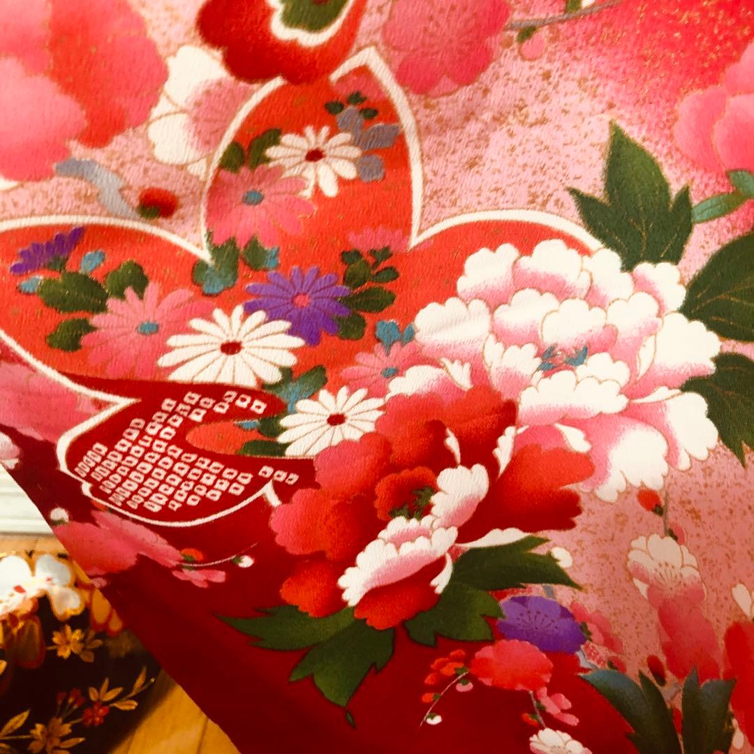 七五三七歳未使用着物‼️人気赤地暈し⭐︎御所車手毬花々煌びやか際立つ⭐︎安心フルセット