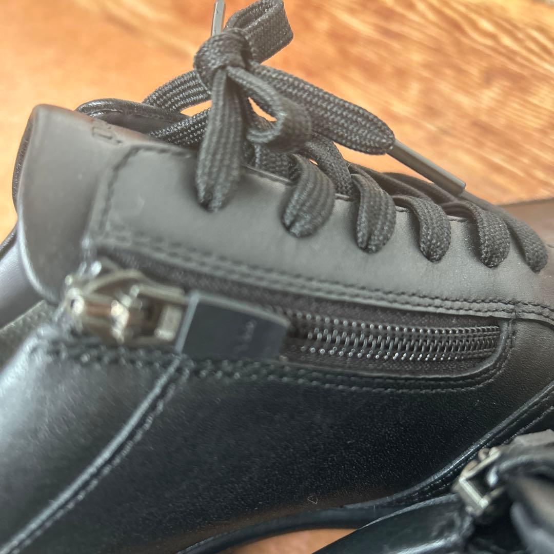 pedala 黒 皮革シューズ