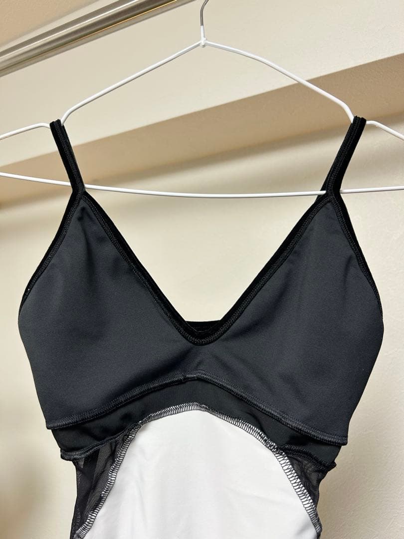 【eleve】赤と黒のチェック柄レオタード&スカート