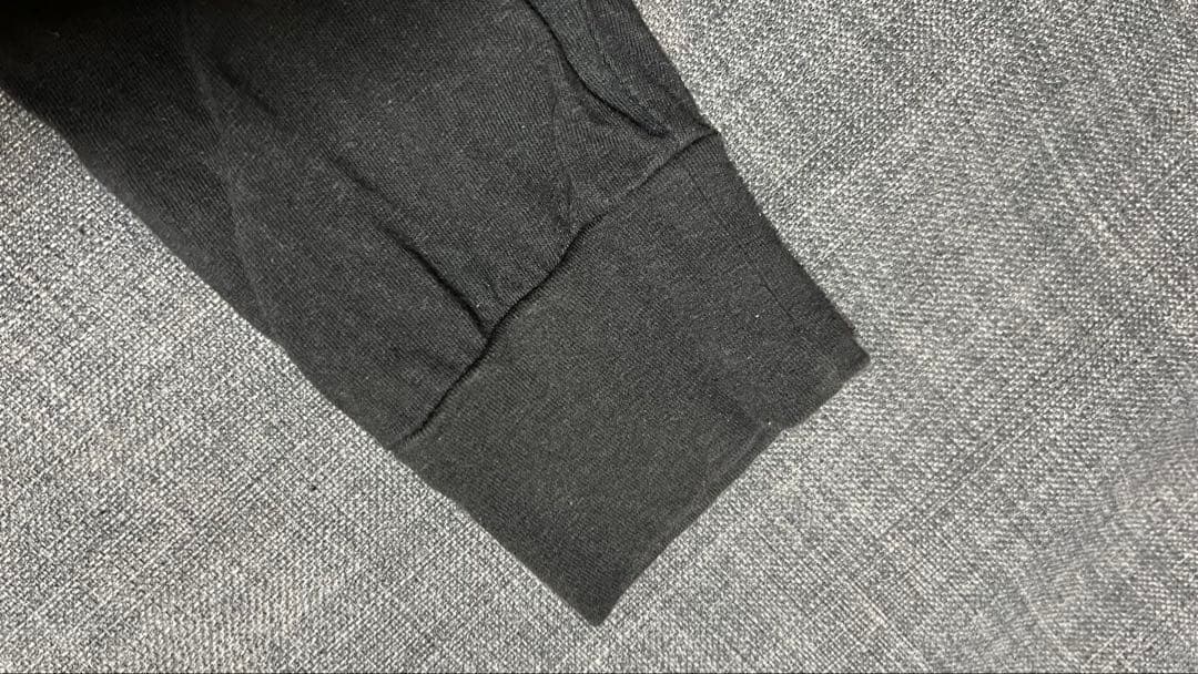 【ザク】HUMAN MADE 長袖カットソー ブラック(グレー)