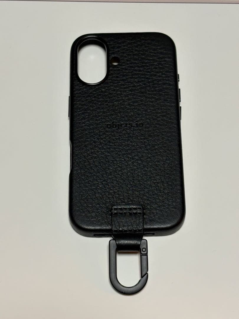 さ*る様 objects.io iPhone16ブラックレザー