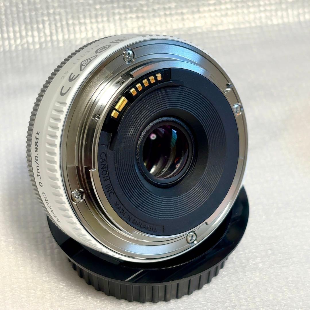 【美品】Canon EF40mm F2.8 STM ホワイト（フィルター付）