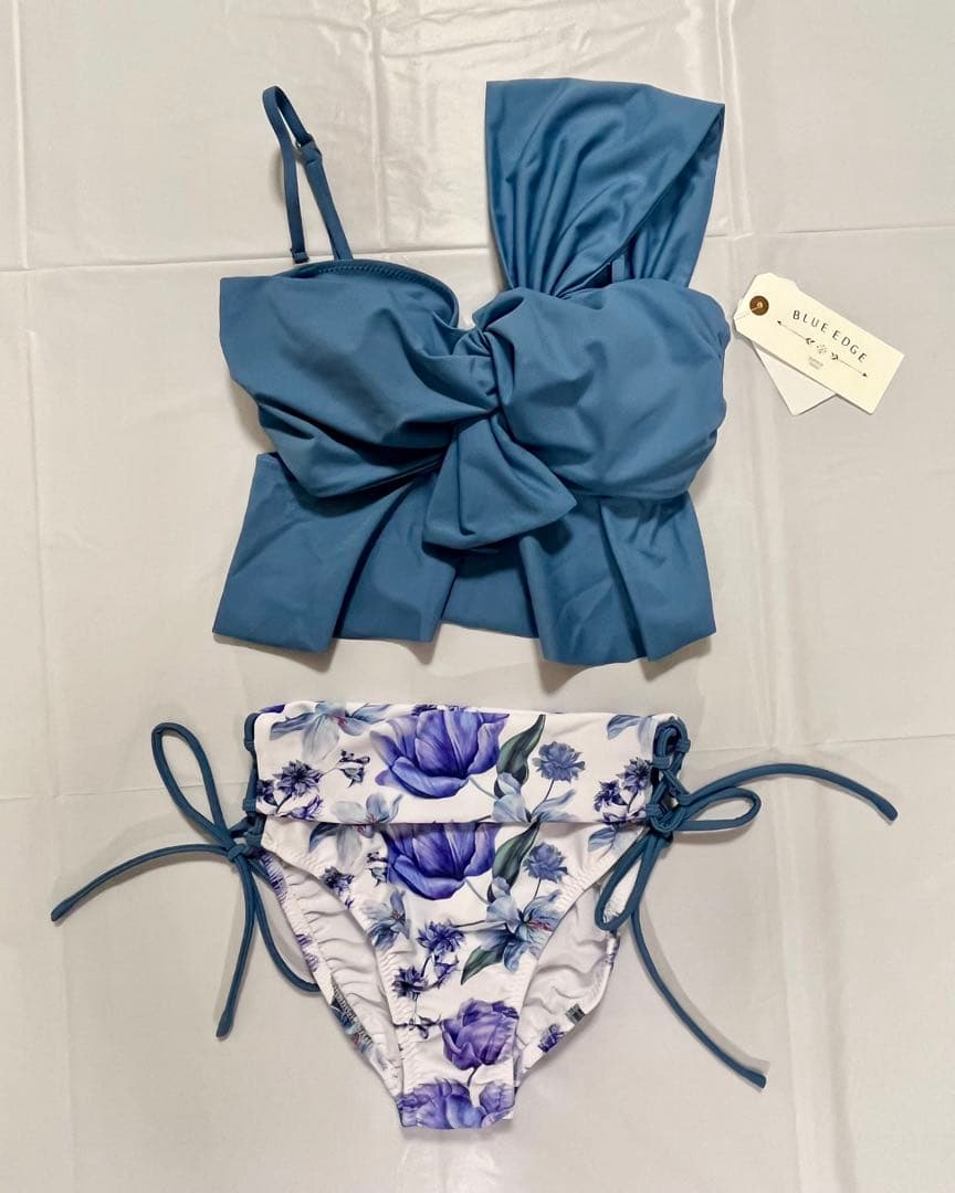 【新品未使用】三愛BLUE EDGE ワンショルダーペプラムビキニと水着用パッド