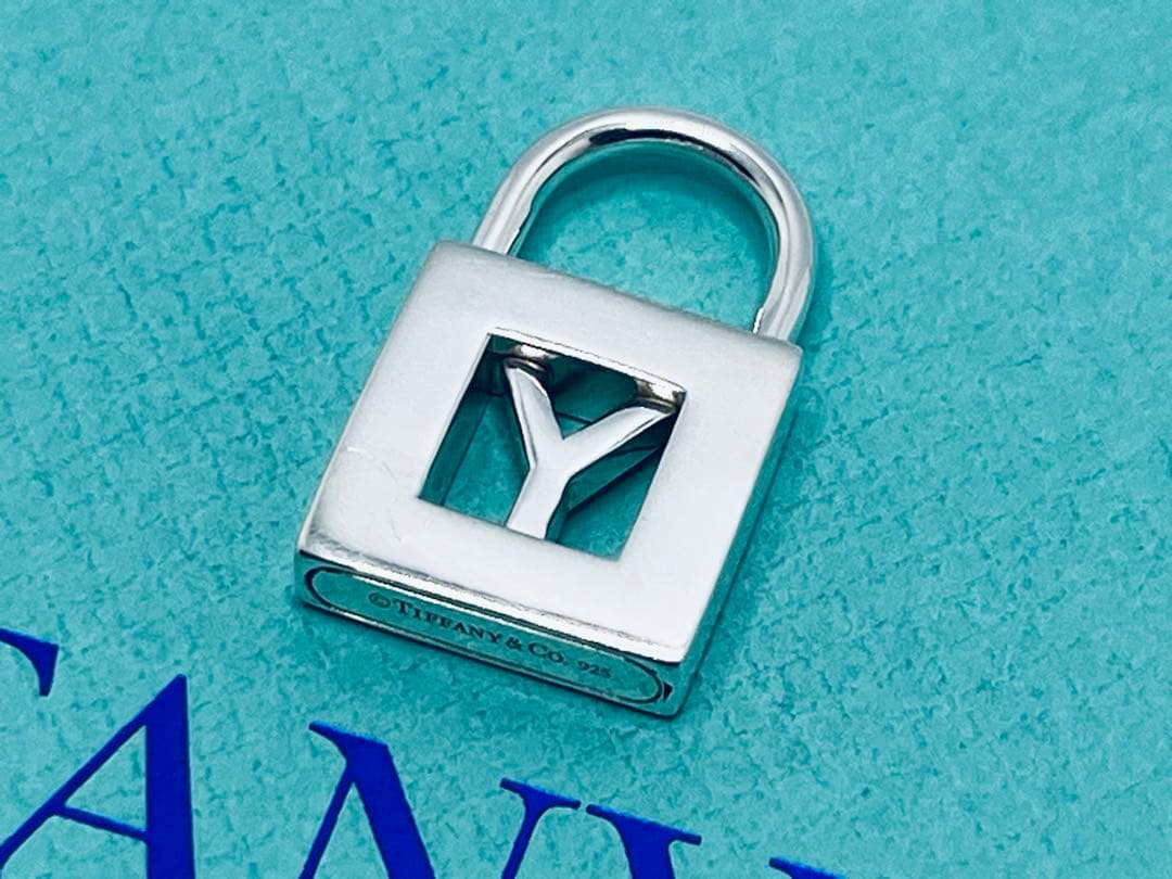 c871 美品　ティファニー　カデナ　ロック　Y ネックレス　トップのみ　925