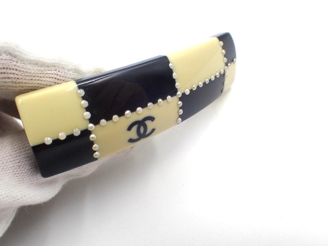 【中古】CHANEL バレッタ ココマーク プラスチック アイボリー ブラック