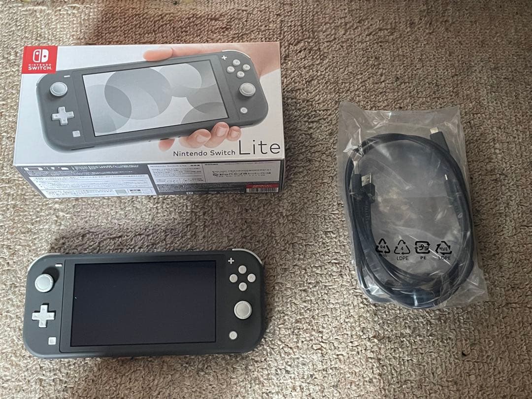 Nintendo Switch lite 美品 【付属充電器欠品】