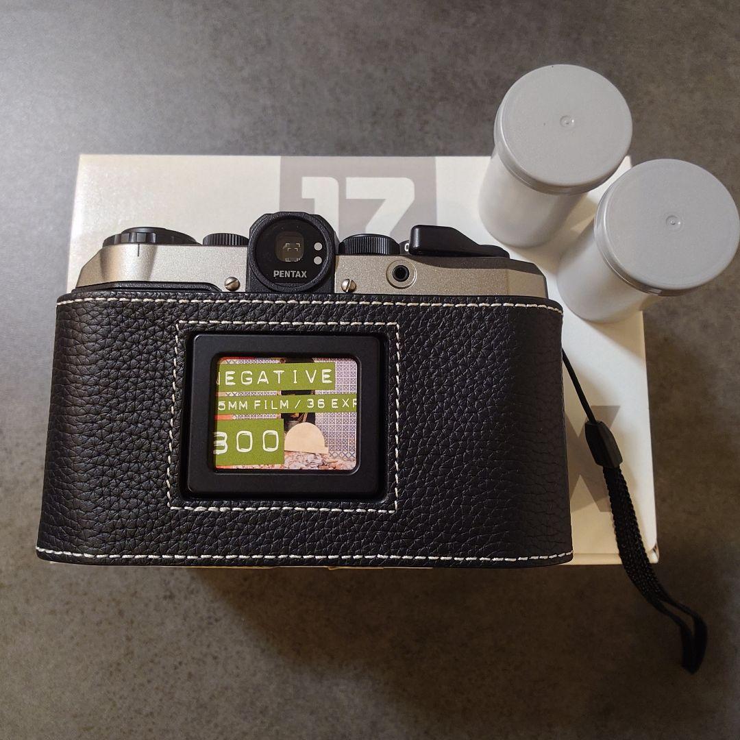 PENTAX 17 ハーフサイズフィルムカメラ