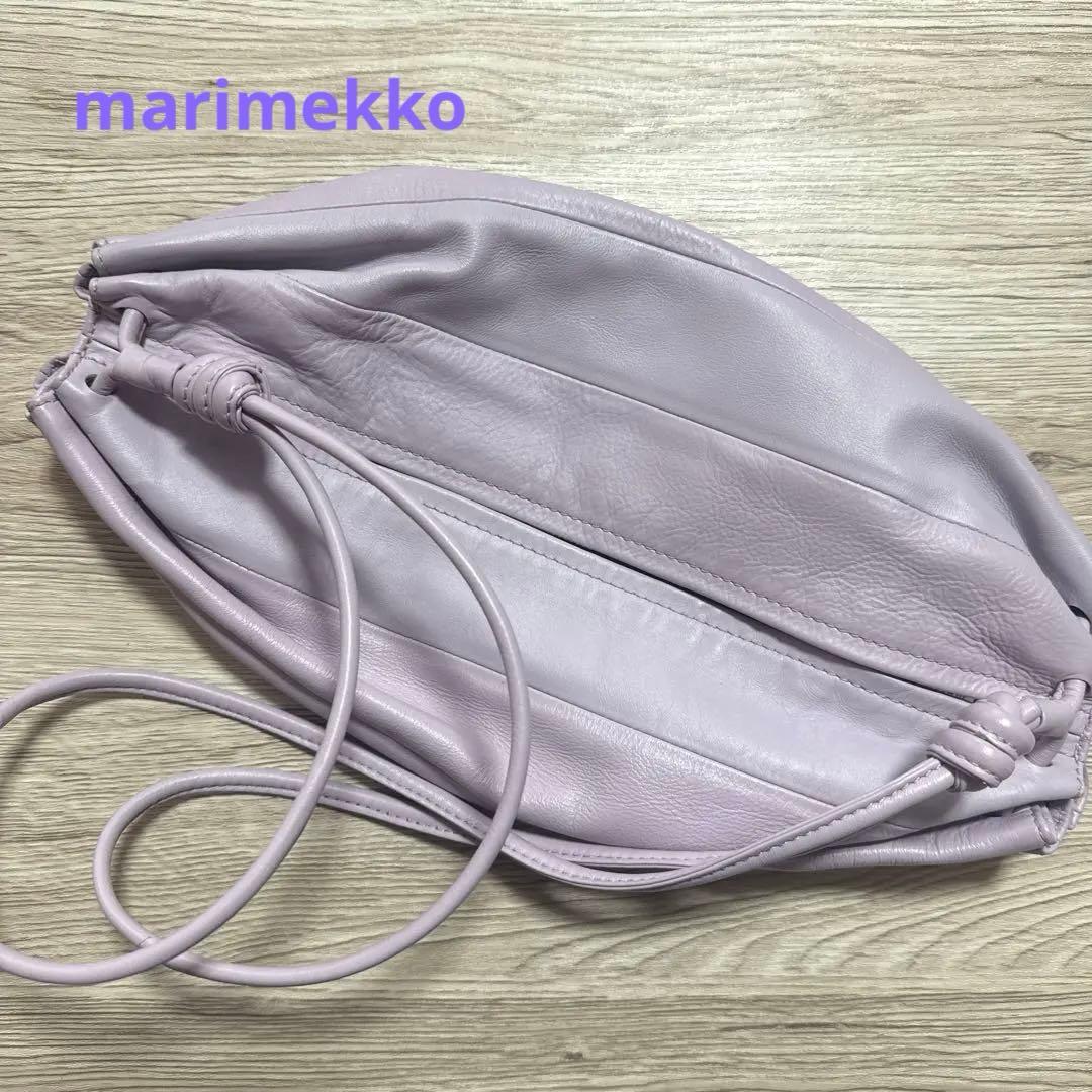値下【marimekko】　KARLA 薄紫 レザー ショルダーバッグ
