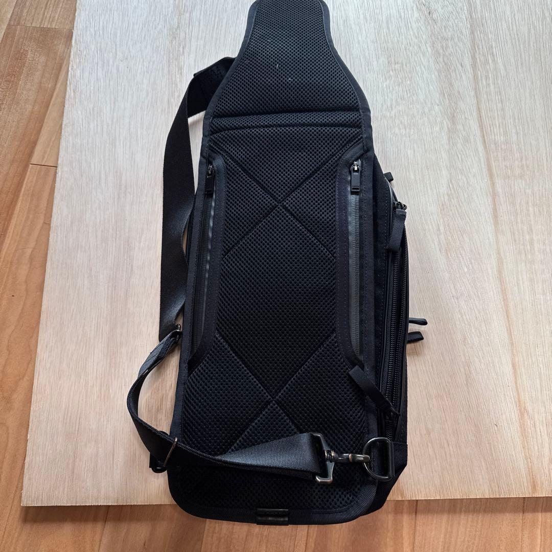 PORTER ブラック ハイブリッドスリングショルダーバッグ