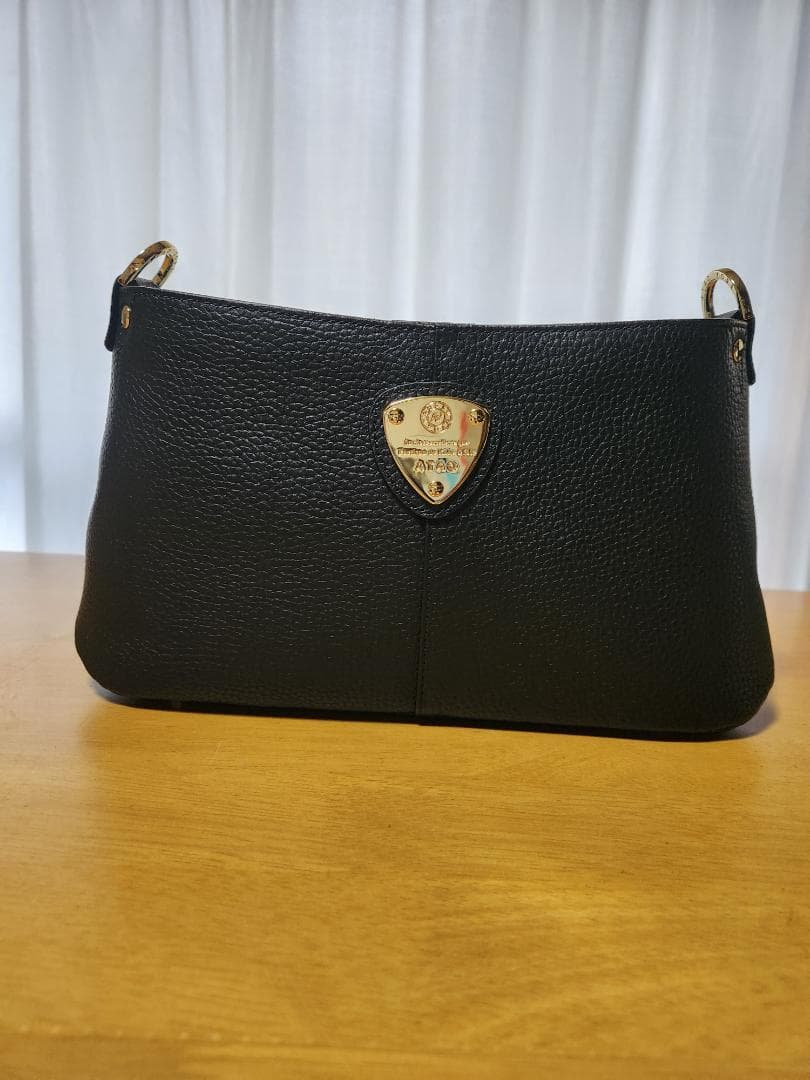 黒 レザー クラッチバッグ