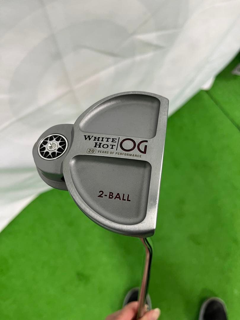 オデッセイ ホワイトホットOG 2-Ball パター