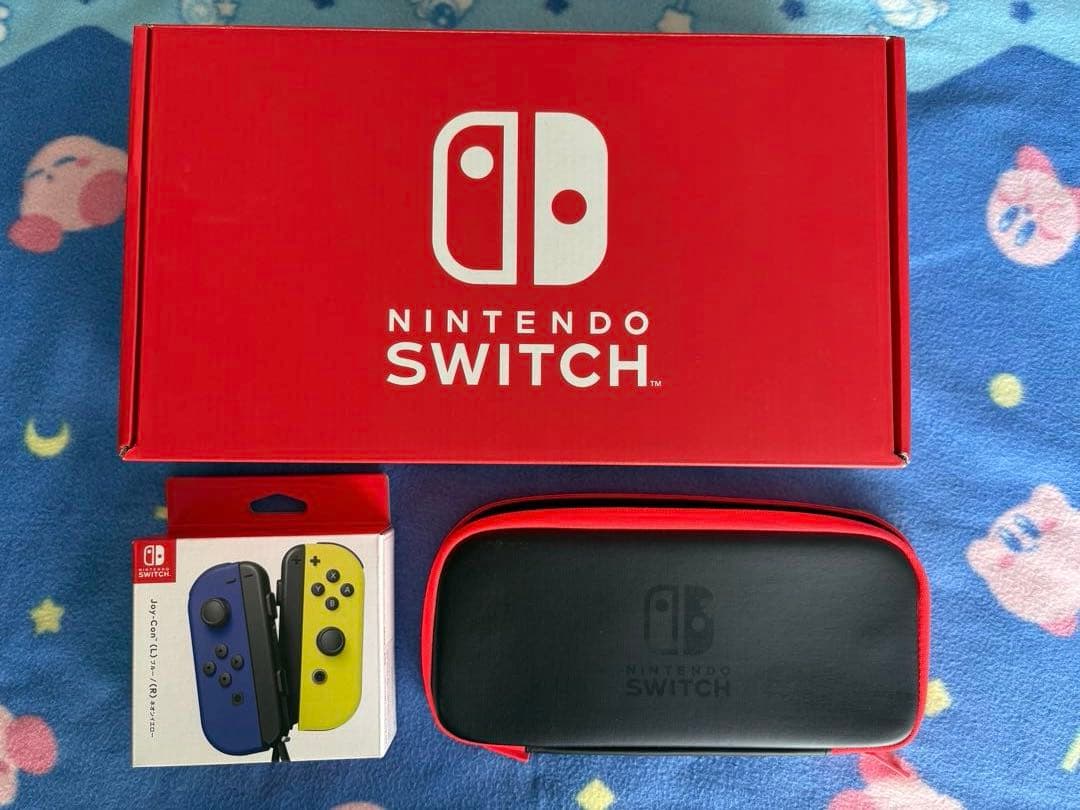 Nintendo Switch 本体 ＋ Joy-Con ＋ キャリングケース