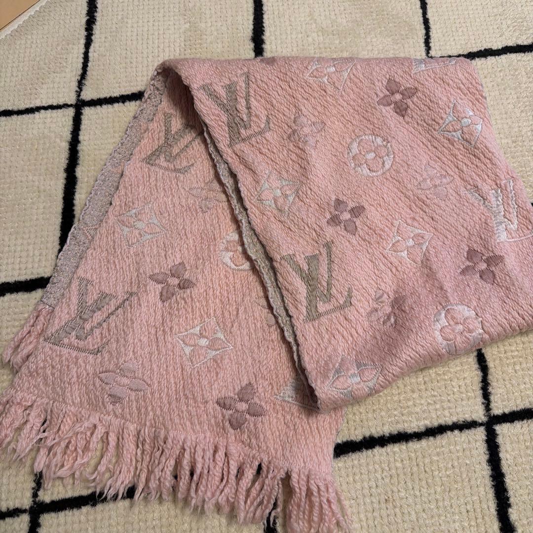 LOUIS VUITTON ピンク マフラー