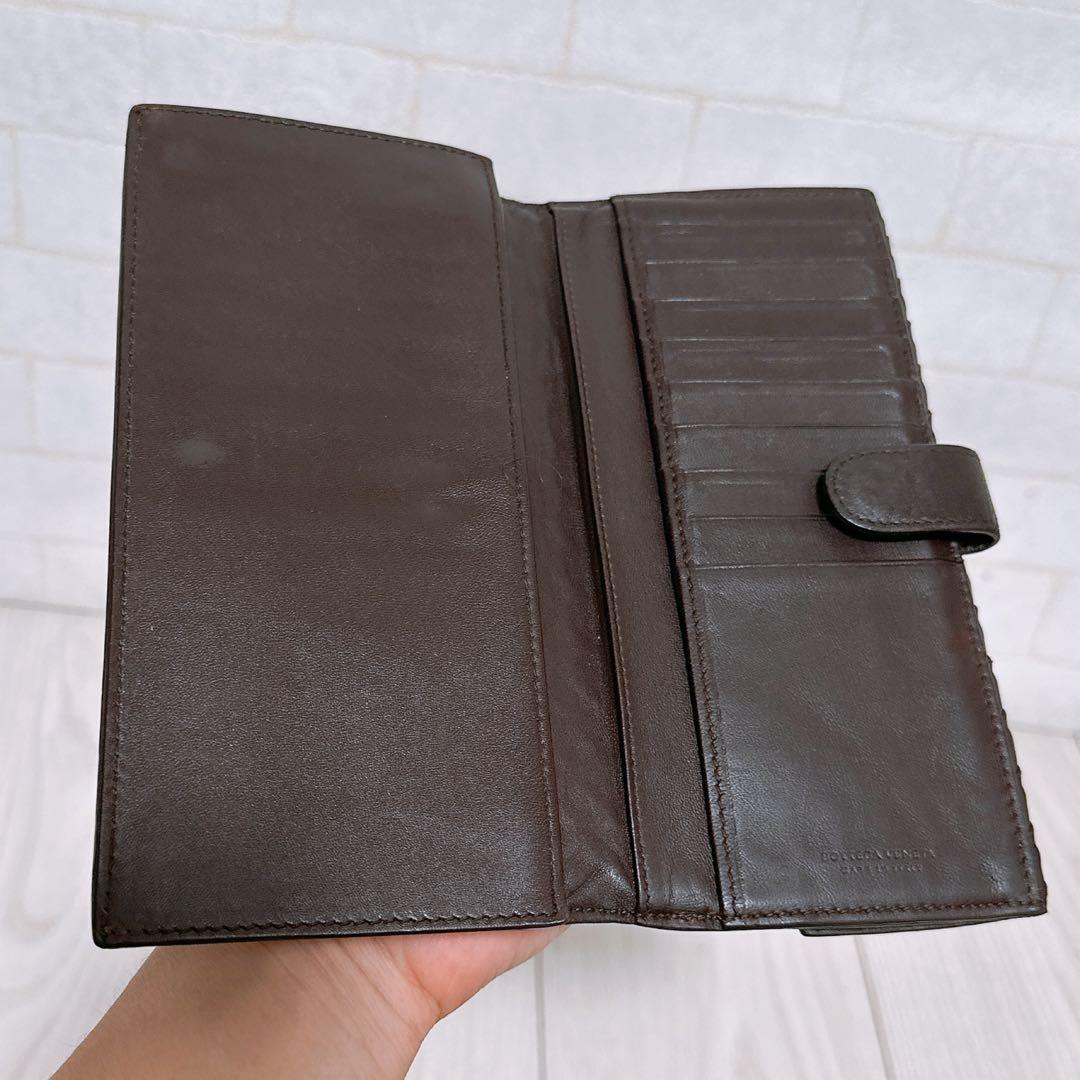 《美品》BOTTEGA BENETA(ボッテガ)長財布　イントレチャート