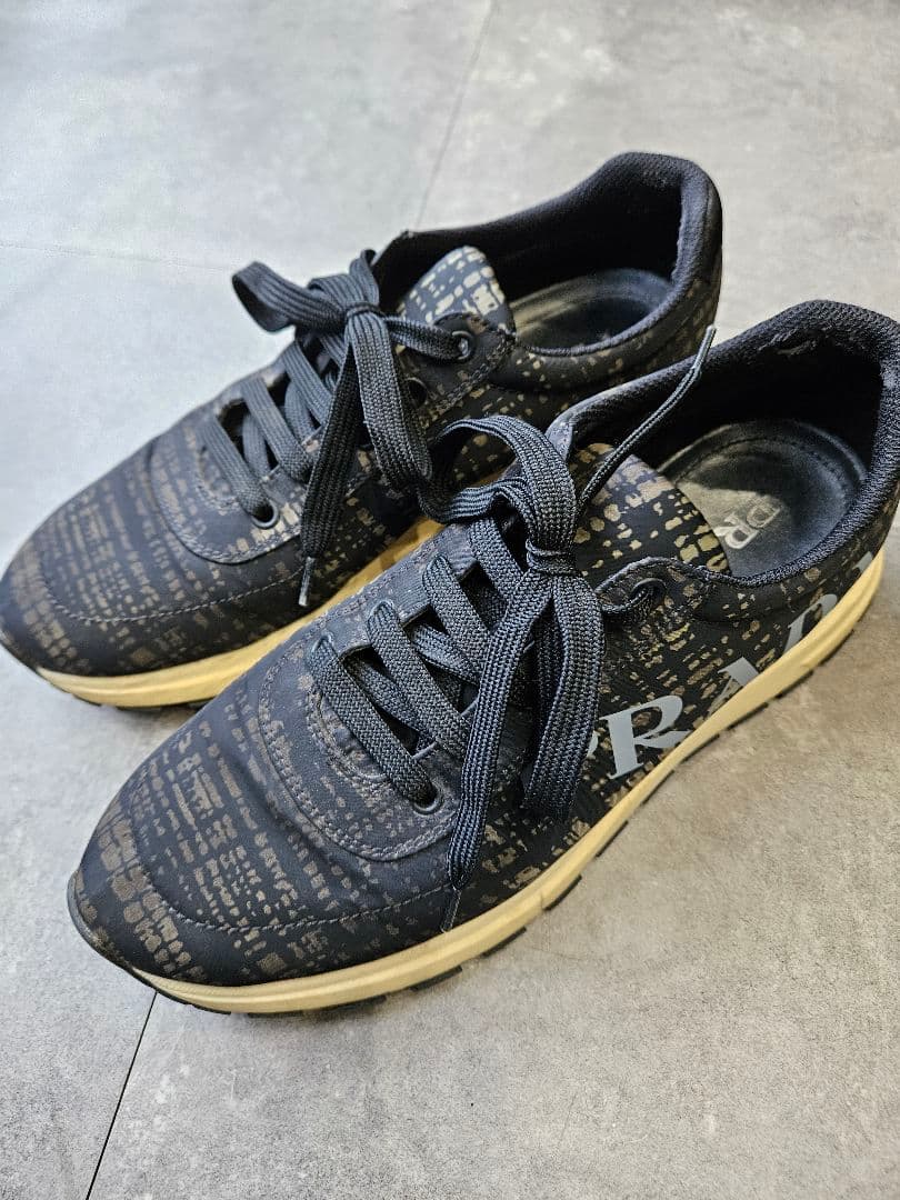 プラダ メンズ スニーカー シューズ ２６cm