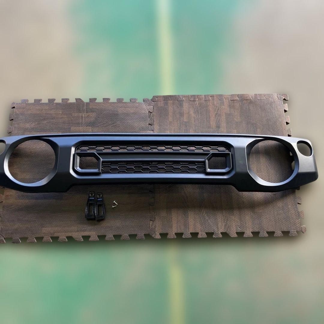 ジムニー　マークレスグリル LANBO JB64.JB74 マットブラック