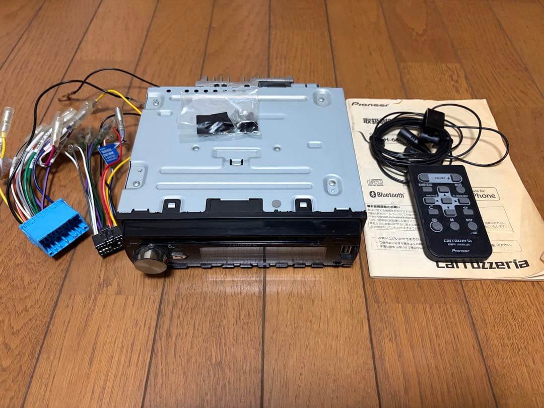 カロッツェリア　DEH-6400 付属品あり